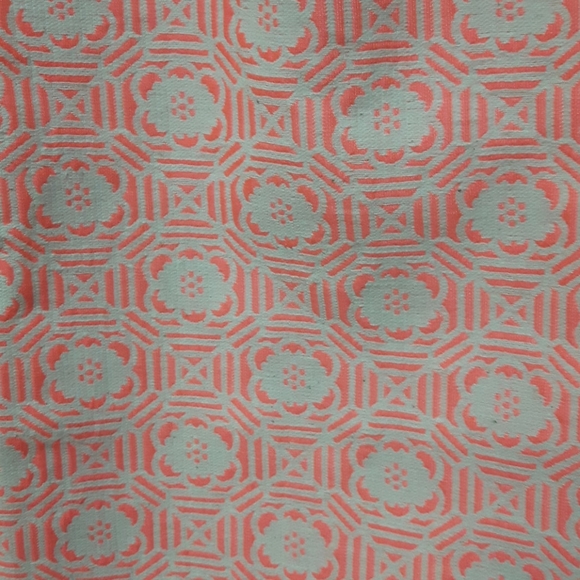 🛍️ GAP patterned skirt - Picture 2 of 3